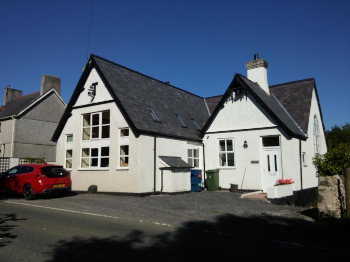 The Old School Caeathro, Snowdon, Eryri And Yr Wydffa Cottages Caernarfon Esterno foto